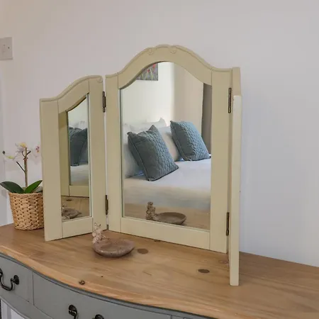 Cliff House 펜션 *